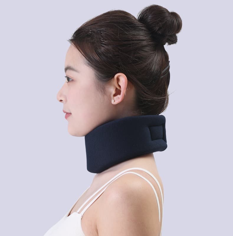Curved Neck Collar